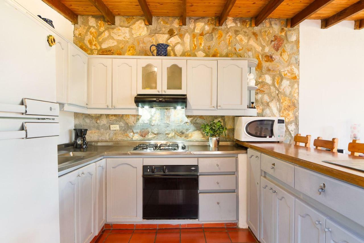 Villa La Casa De Piedra à Guatapé Extérieur photo